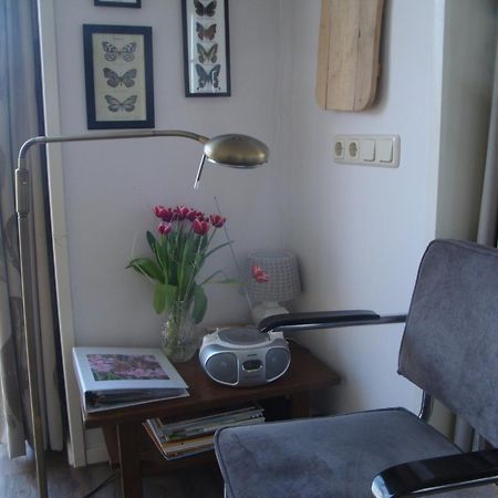 Bed And Breakfast De Zwanebloem Elburg Exterior photo